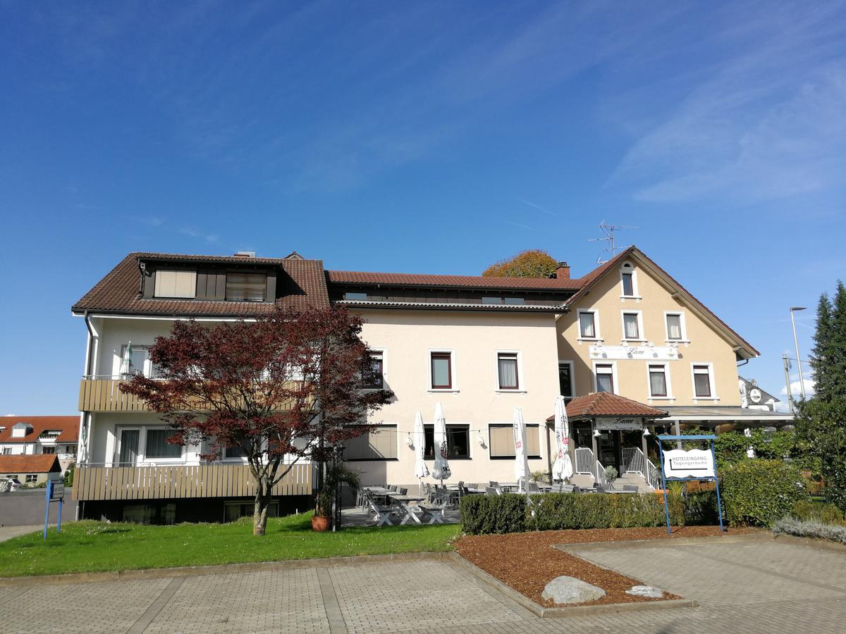 Hotel Loewen Meckenbeuren Exterior photo