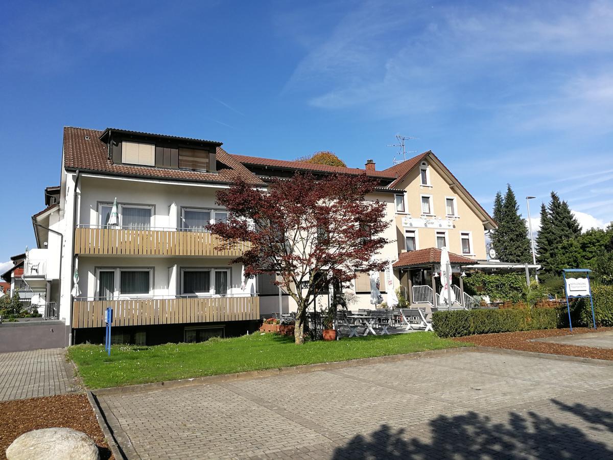 Hotel Loewen Meckenbeuren Exterior photo
